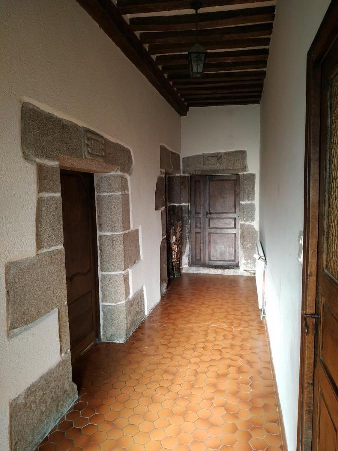 La Petellerie, maison de campagne avec piscine pour un séjour détente Moyon Exterior foto