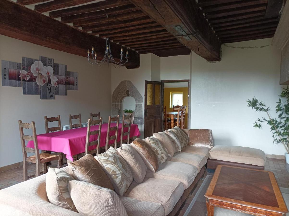 La Petellerie, maison de campagne avec piscine pour un séjour détente Moyon Exterior foto